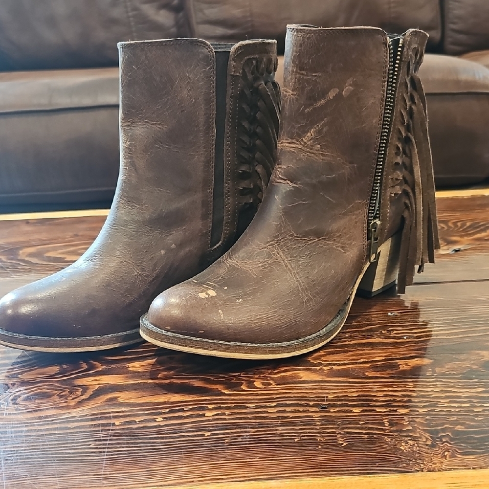 Dingo Brown Ankle Boots with Fringe Detail